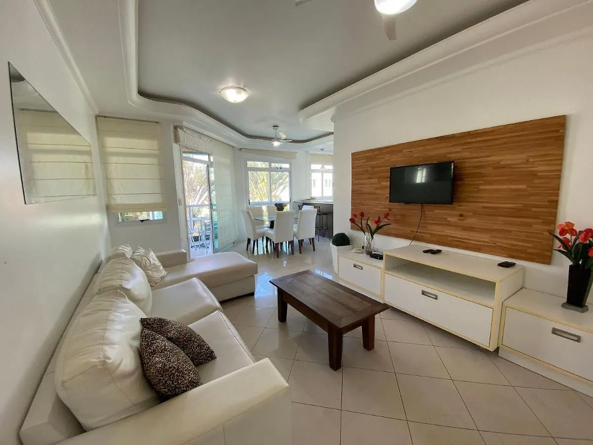 Vila Luna Bombinhas